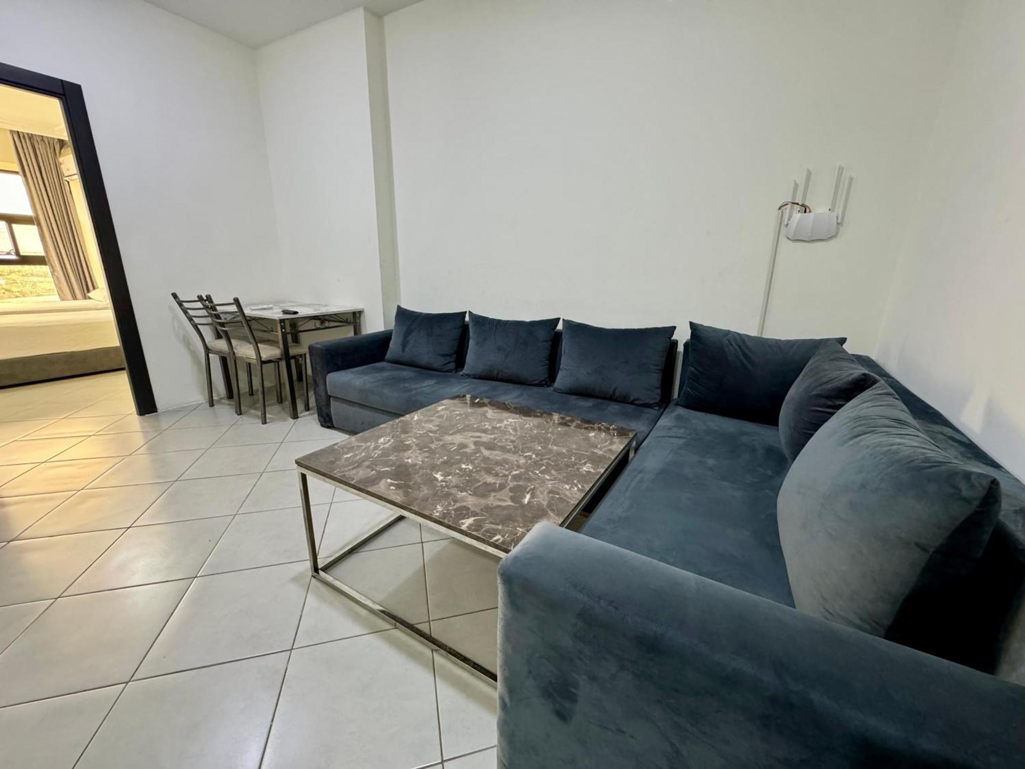 Appartement Tour Deyae